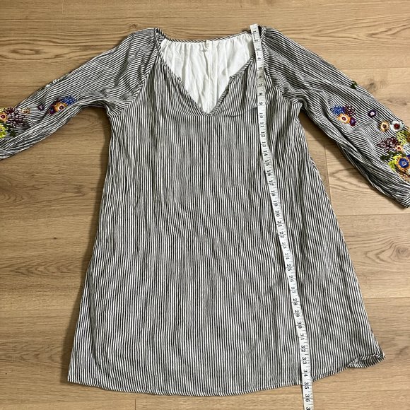 Anthropologie Feather Bone Lindsey Embroidered Floral Size XS - Picture 9 of 9